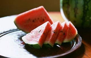 孕晚期可以吃小瓜,小瓜助力母婴健康